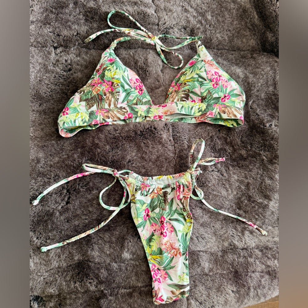 Victoria's Secret Floral Tropical Tie Swimsuit Bikini Set Size Medium